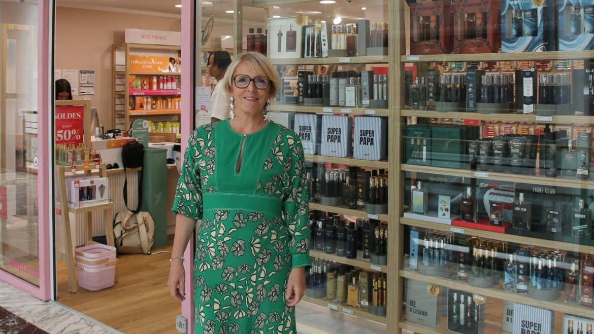 Magalie Billon, franchisée Adopt Parfums au Mans.